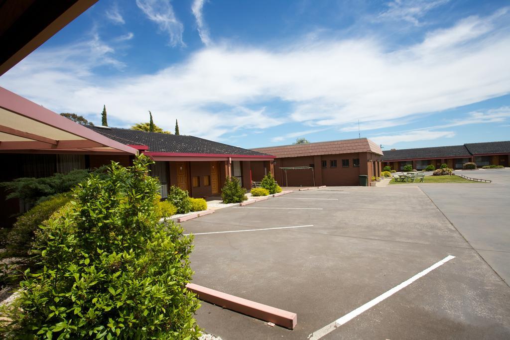 Golden Grain Motor Inn Horsham Esterno foto