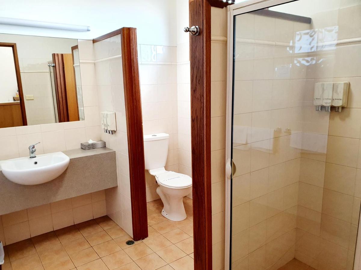 Golden Grain Motor Inn Horsham Esterno foto