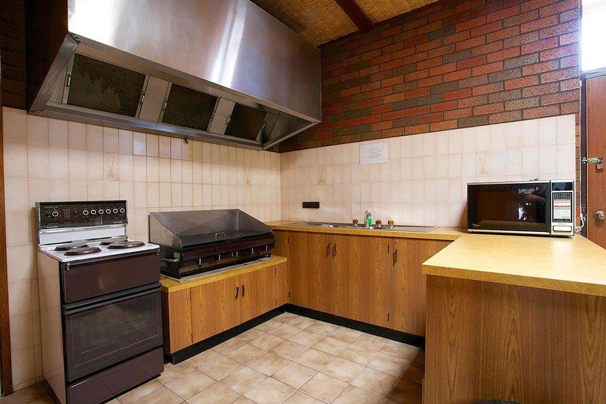 Golden Grain Motor Inn Horsham Esterno foto
