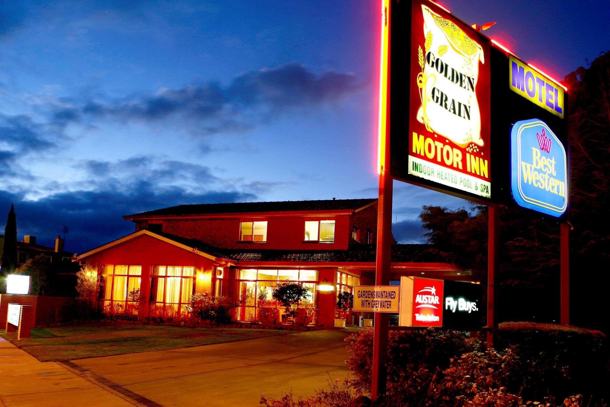 Golden Grain Motor Inn Horsham Esterno foto